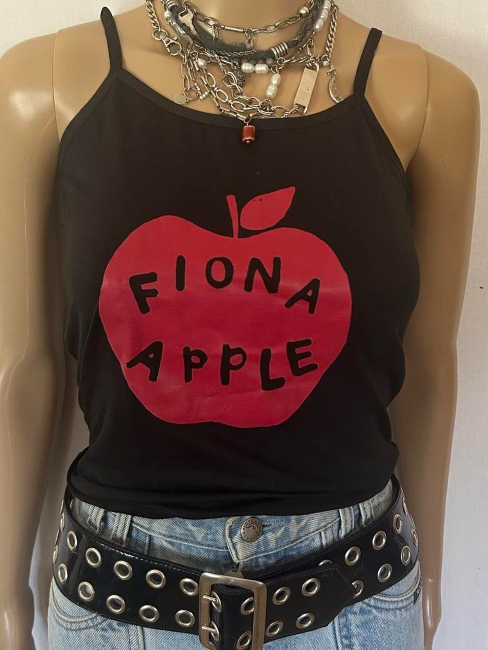 Apple Black Tank Top with Red Fiona Apple Graphic